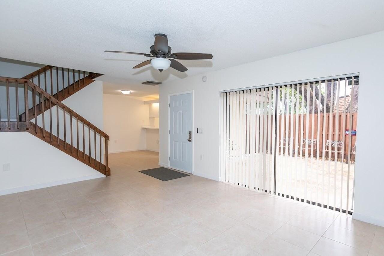 2815 28th Ln - Photo 6 of 25