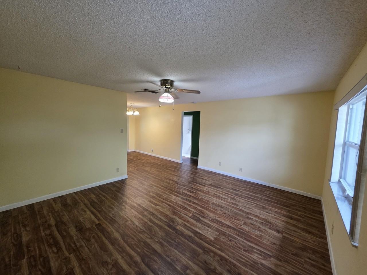 7195 Nw 9th Ct - Photo 4 of 20