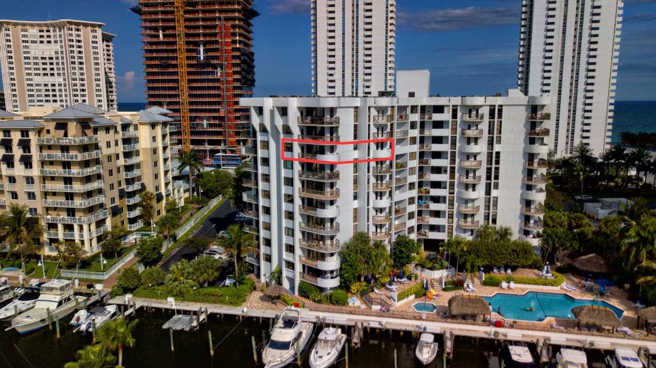 1361 S Ocean Blvd #808 - Photo 5 of 50