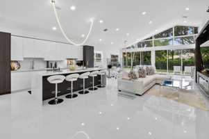 featured image of 5372 Nw 21st Ave