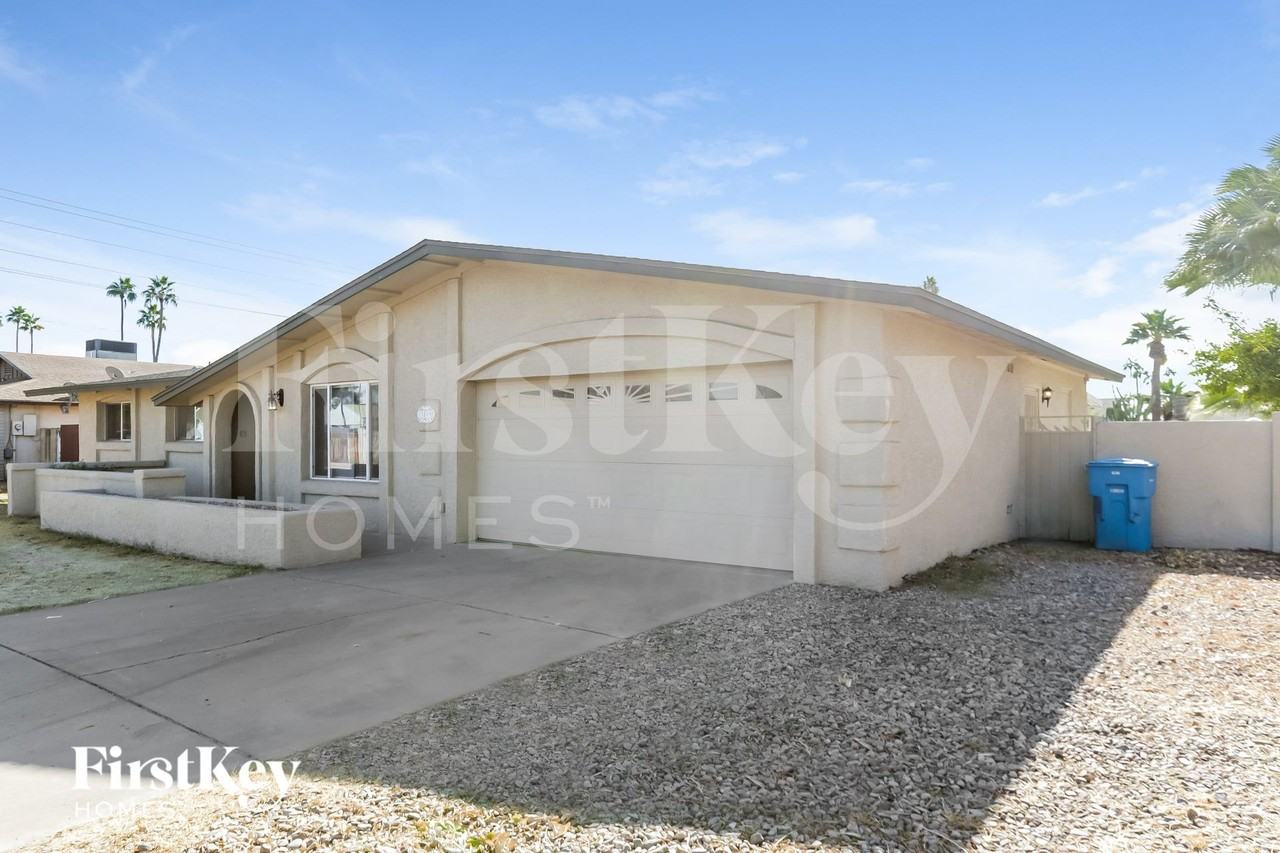 3509 W Cheryl Dr - Photo 2 of 15