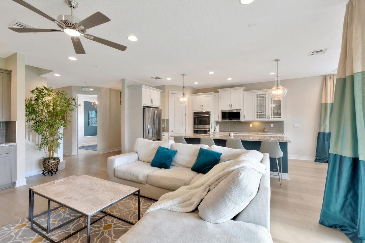 11900 Cypress Key Way - Photo 3 of 45
