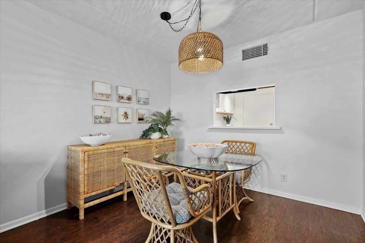 4500 N Flagler Dr #D16 - Photo 7 of 20