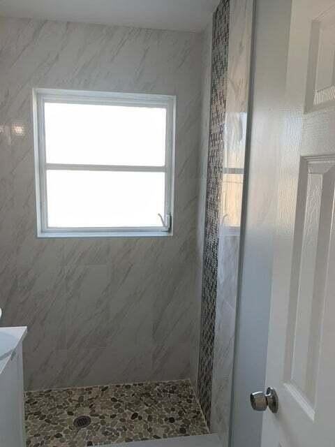 5672 Purdy Ln - Photo 6 of 15