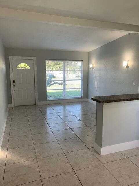5672 Purdy Ln - Photo 7 of 15