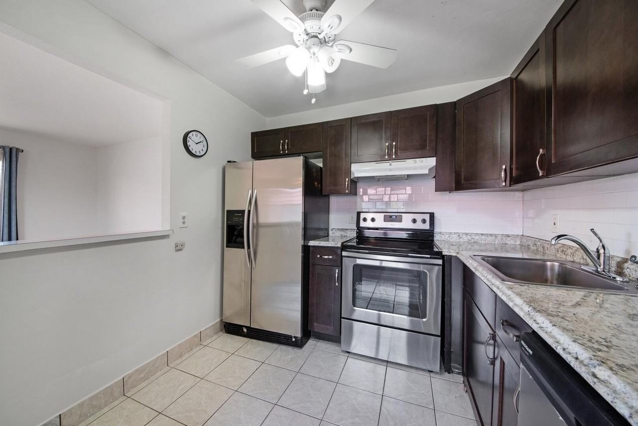 274 Seville L - Photo 7 of 28