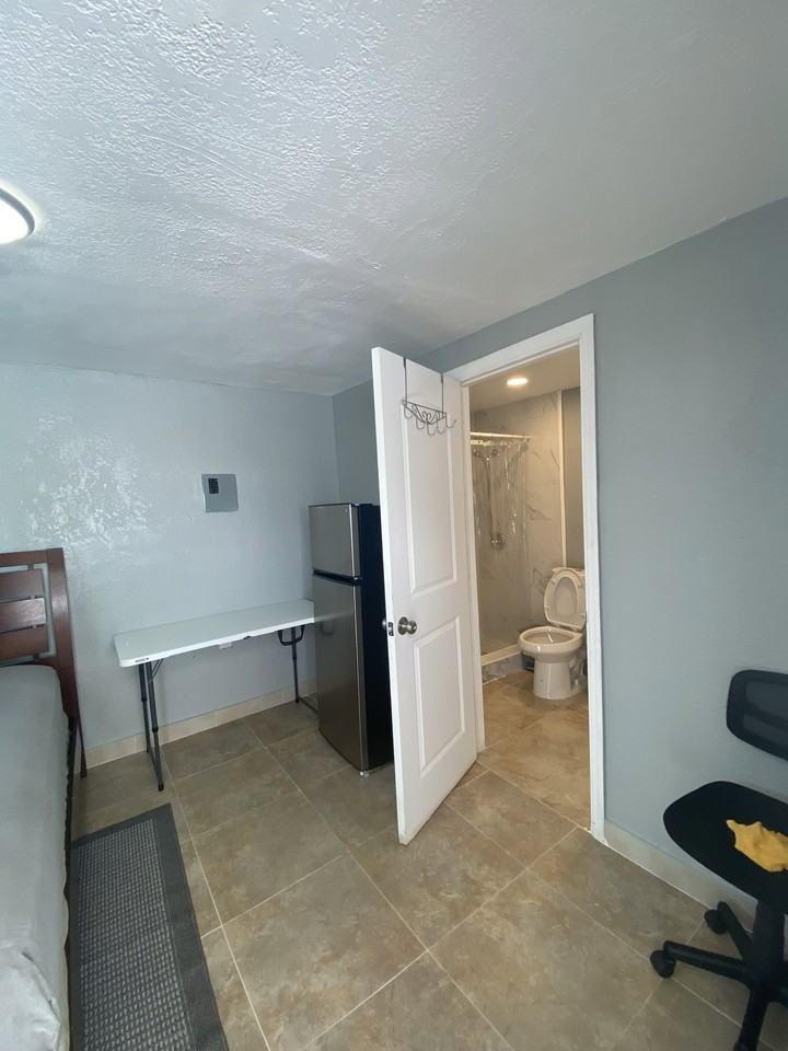 1260 Nw 192nd Ter - Photo 3 of 6