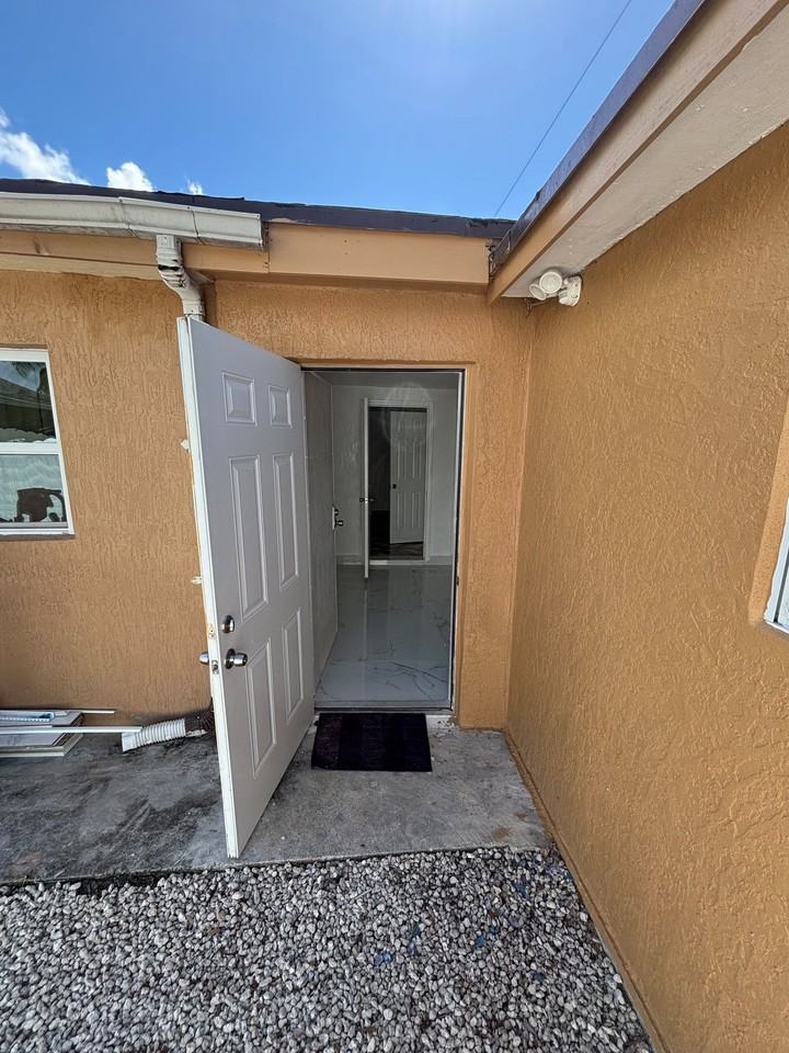 1250 Nw 192nd Ter - Photo 2 of 8
