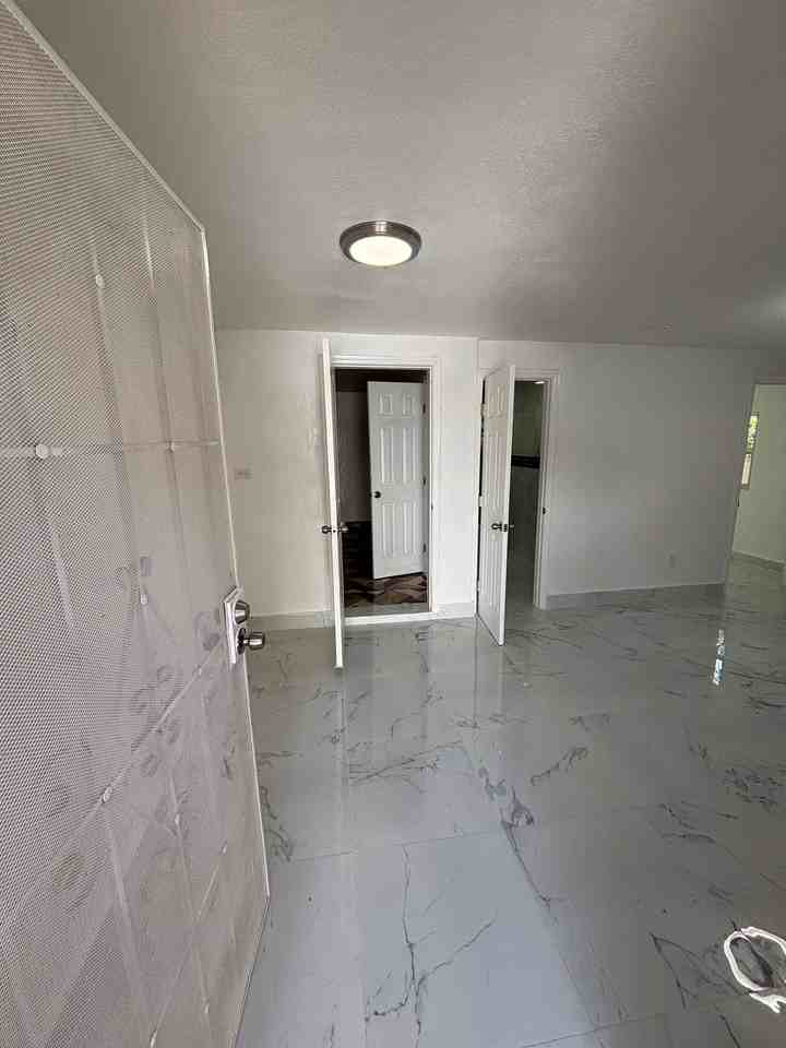 1250 Nw 192nd Ter - Photo 3 of 8