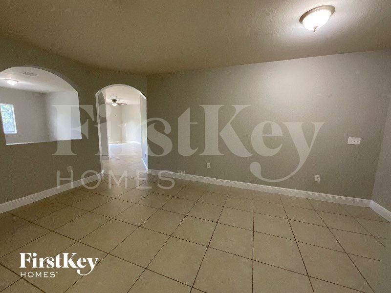 20443 Swstreet - Photo 3 of 15