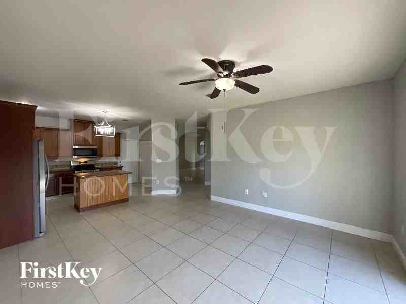 20443 Swstreet - Photo 6 of 15