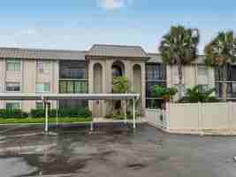 featured image of 6470 Hollywood Blvd #104