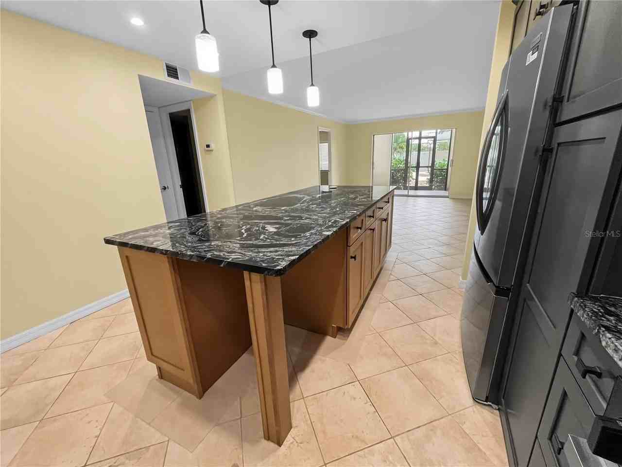 6470 Hollywood Blvd #104 - Photo 6 of 16