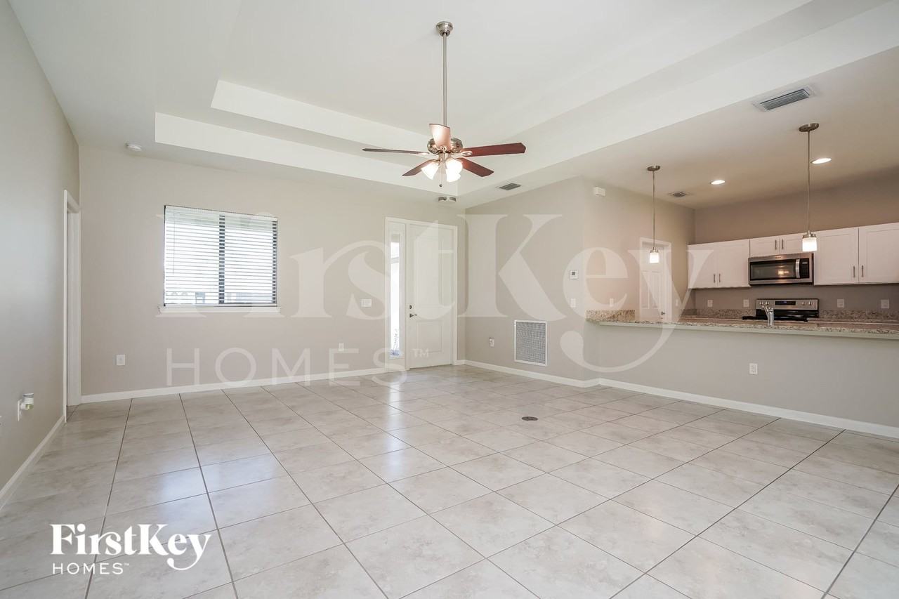 18241 Hepatica Rd - Photo 4 of 15