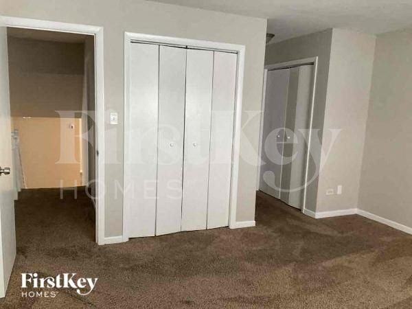 17808 State Line Ave - Photo 7 of 10
