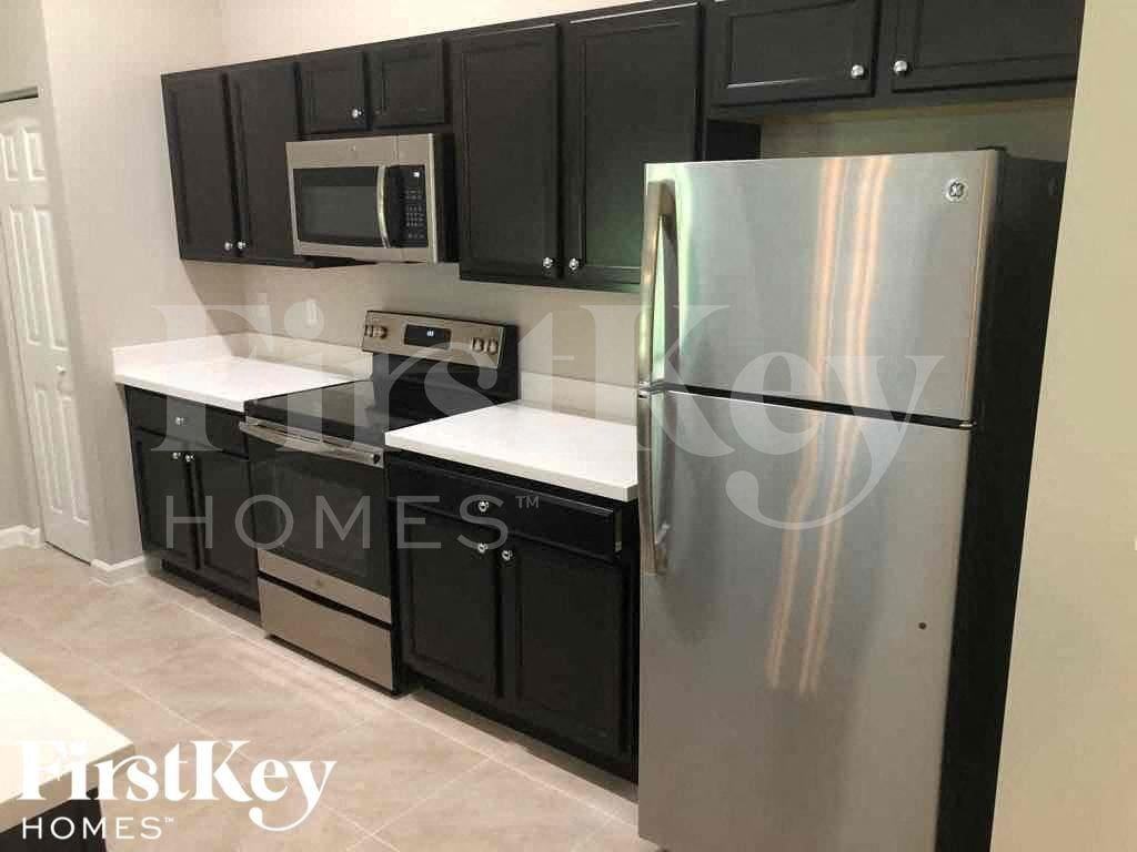 1692 Sw Success St - Photo 3 of 15