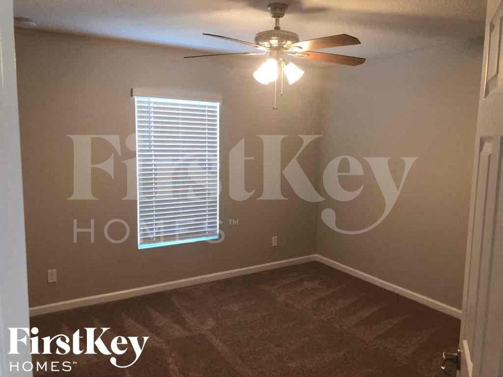 1692 Sw Success St - Photo 7 of 15
