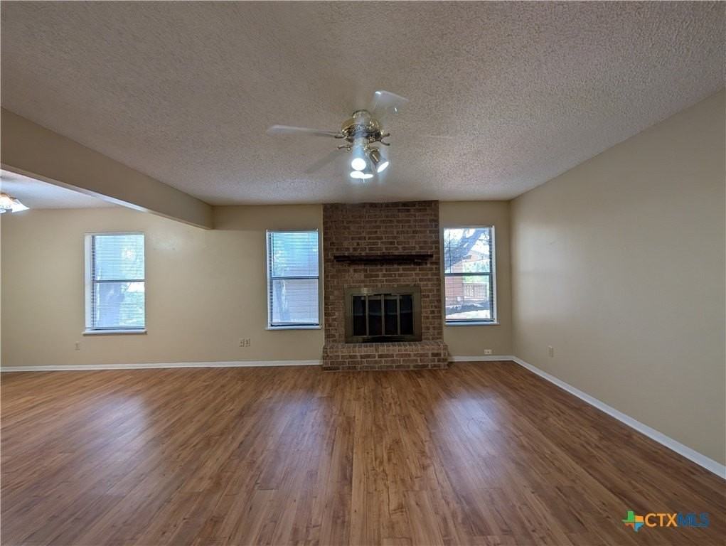 929 Ohio St - Photo 3 of 33