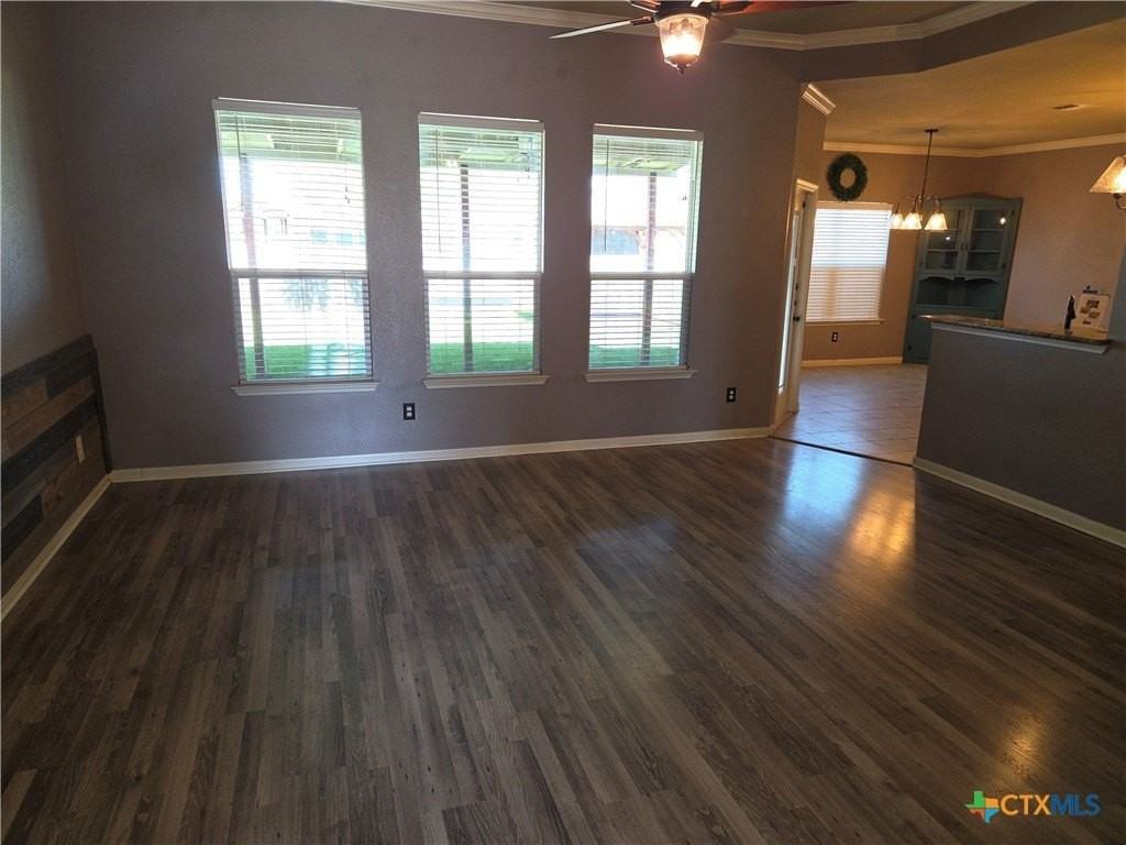 6138 Fair Hill Dr - Photo 2 of 13