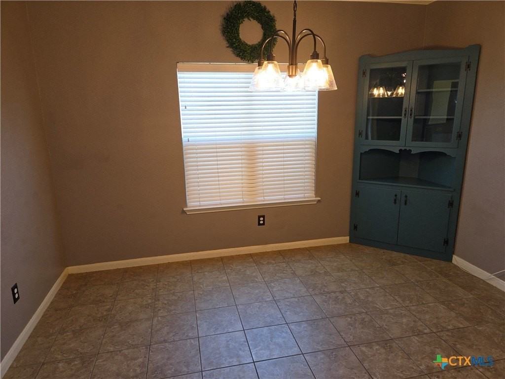 6138 Fair Hill Dr - Photo 3 of 13