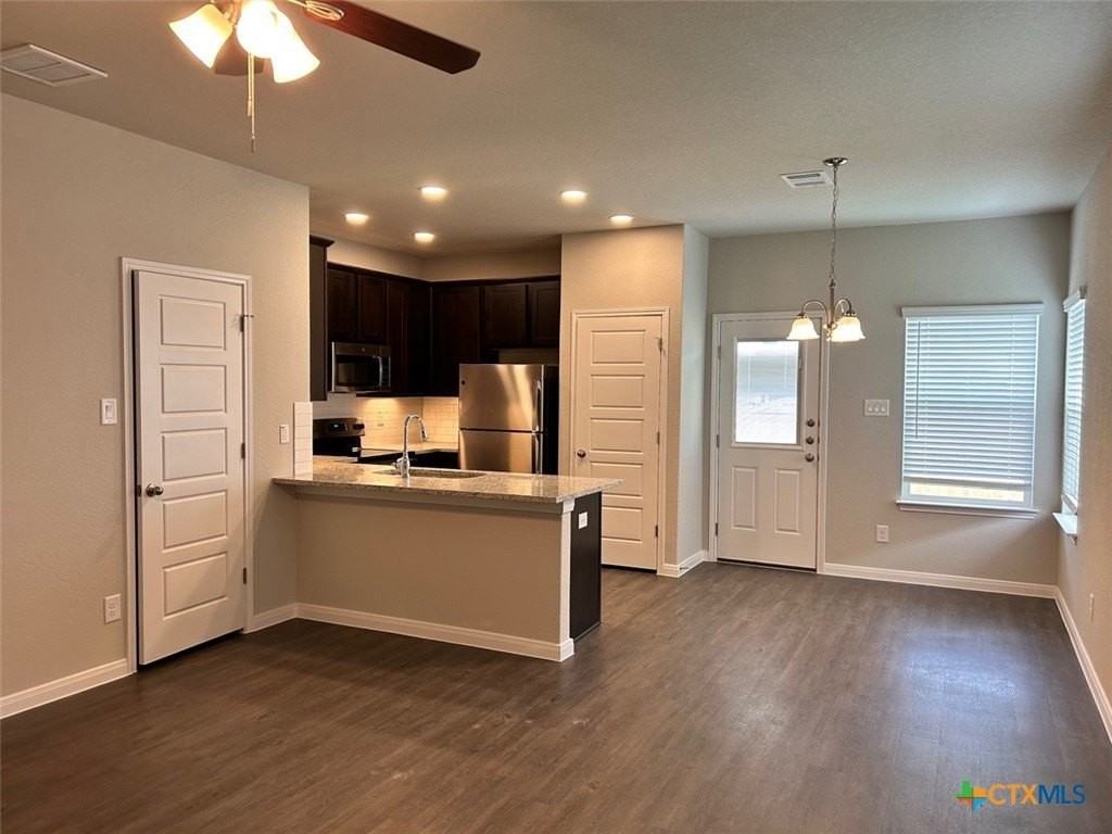 3414 Lindsay Ln #3414 - Photo 2 of 18