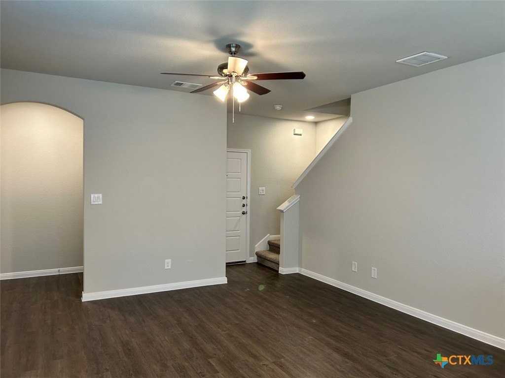 3414 Lindsay Ln #3414 - Photo 4 of 18