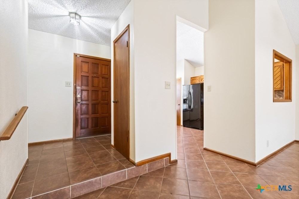 1514 Vista Hill St - Photo 4 of 24