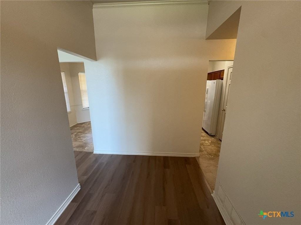 1001 Clairidge Ave - Photo 2 of 21
