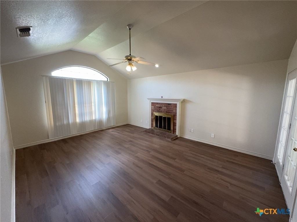 1001 Clairidge Ave - Photo 3 of 21