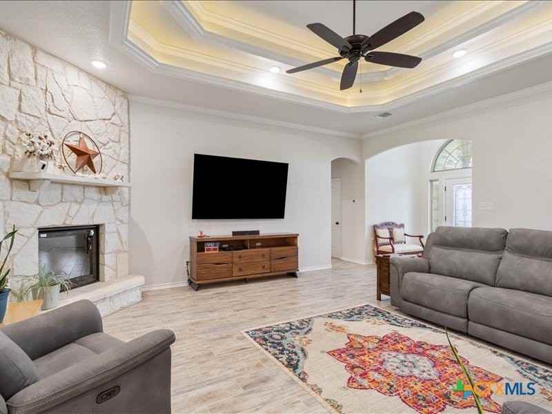 7711 Silicon Dr - Photo 3 of 15