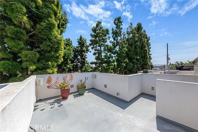 2119 Grant Ave #B - Photo 4 of 6