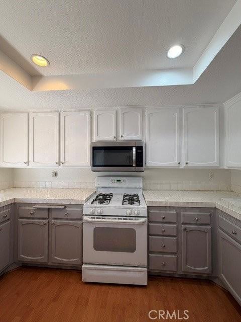2300 Maple Ave #25 - Photo 6 of 8