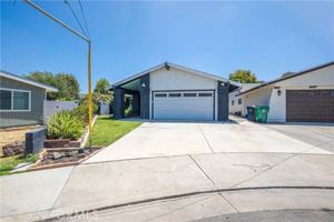 featured image of 15634 Wharff Ln
