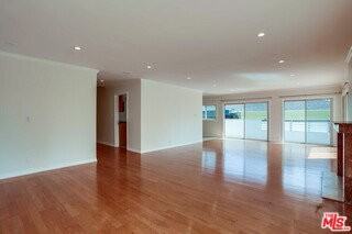 7230 W 90th St - Photo 3 of 8