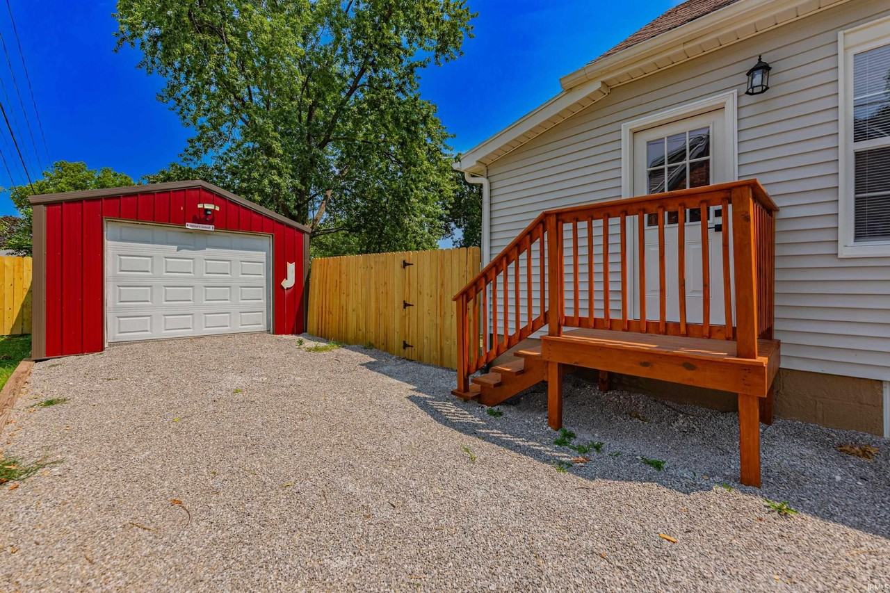 2200 Vogel Rd - Photo 3 of 26