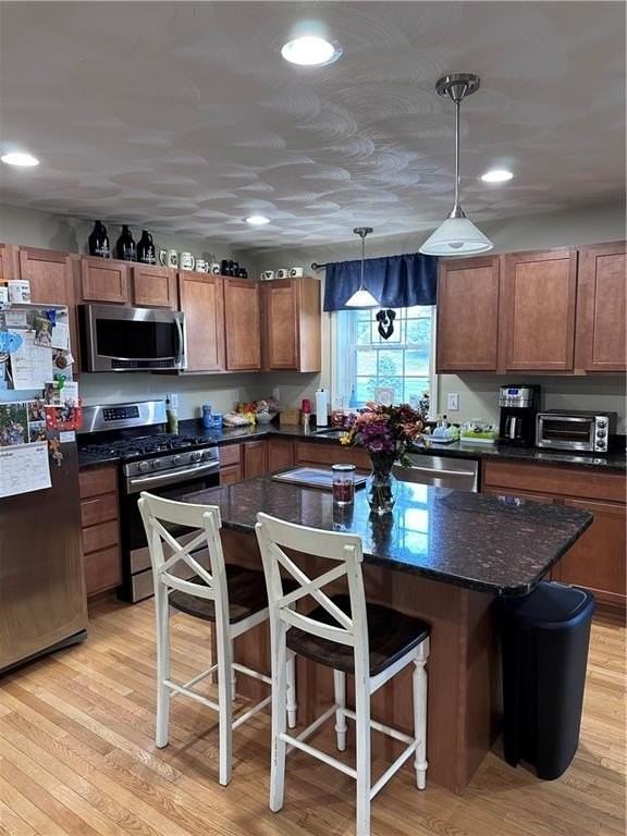 26 Potowomut Rd - Photo 4 of 11