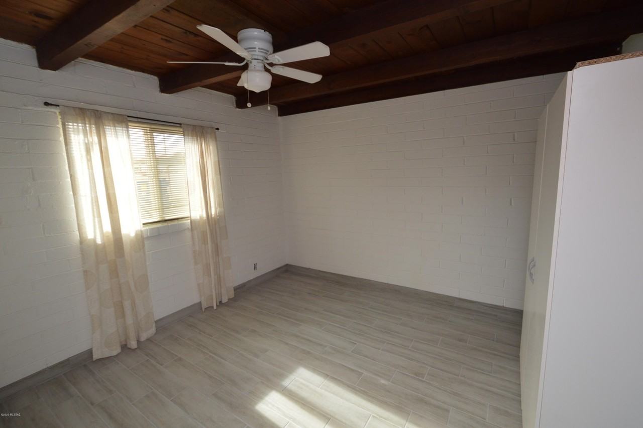 2611 E Fort Lowell Rd - Photo 4 of 6