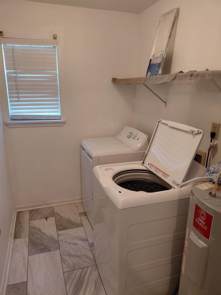 1853 Meriadoc Rd - Photo 4 of 12