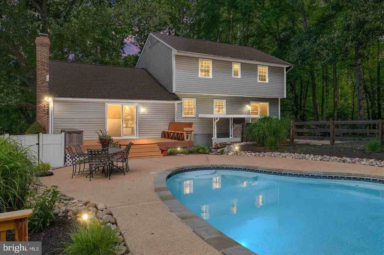 284 Sigma Dr - Photo 6 of 50