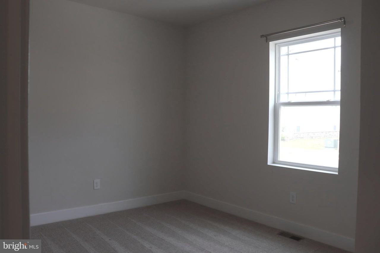 10728 Millport St - Photo 4 of 31