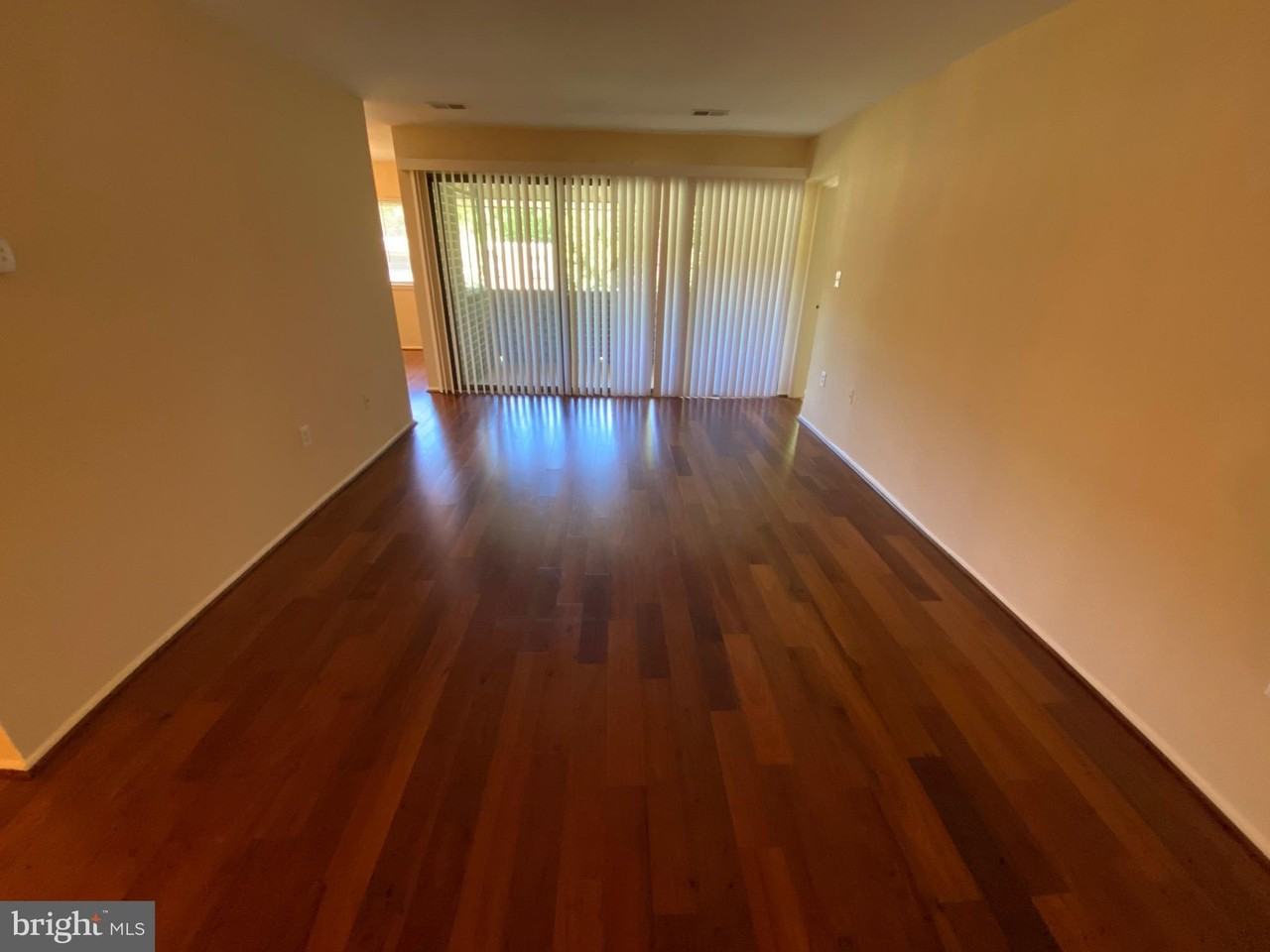 407 Christopher Ave #34 - Photo 5 of 12