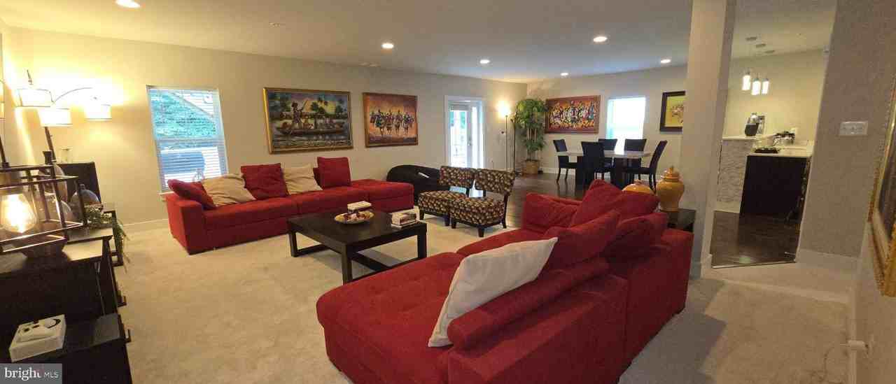 2800 Big Bear Ter - Photo 3 of 21