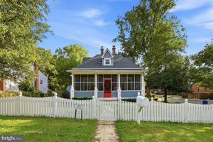featured image of 4810 Fox St
