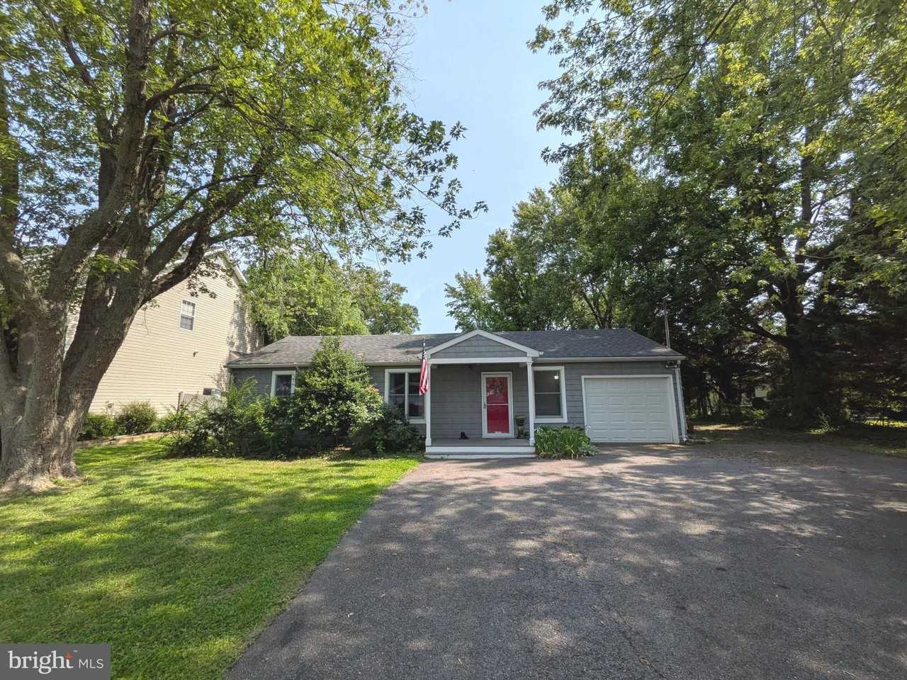965 Chester River Dr - Photo 2 of 50