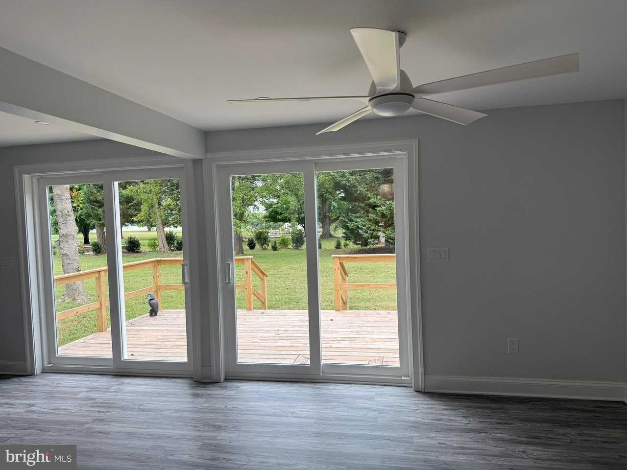 27473 Southside Island Creek Rd - Photo 5 of 40