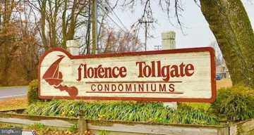 featured image of 4 Florence Tollgate Pl Unit 5