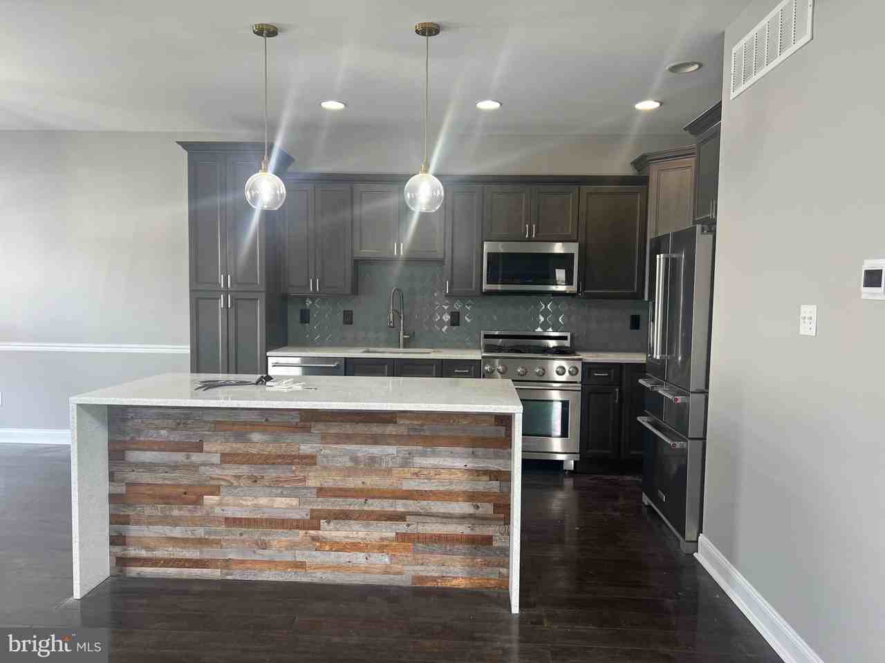 18 Bryce Rd - Photo 5 of 31