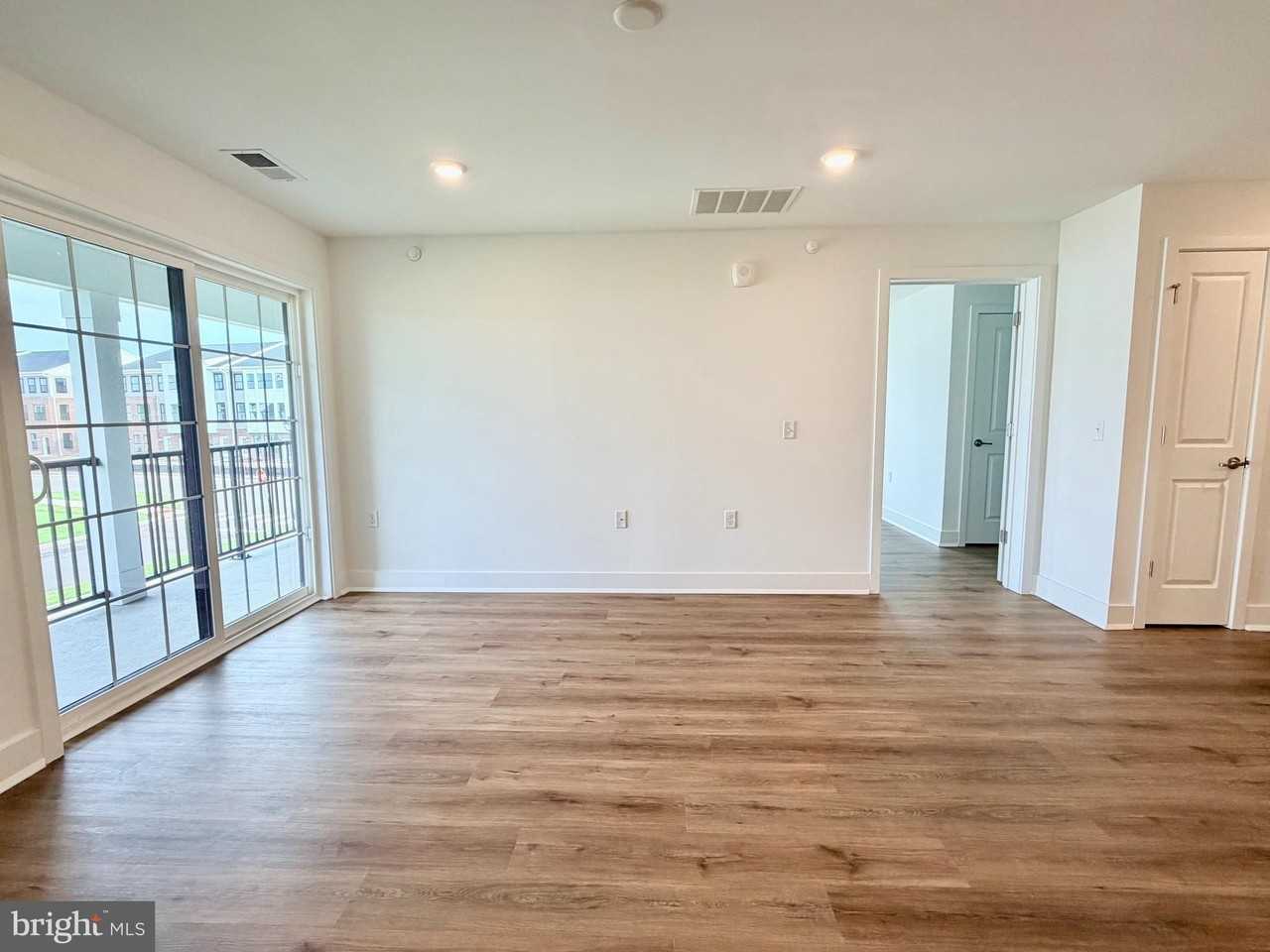2307 Jacob Francis Way - Photo 4 of 22