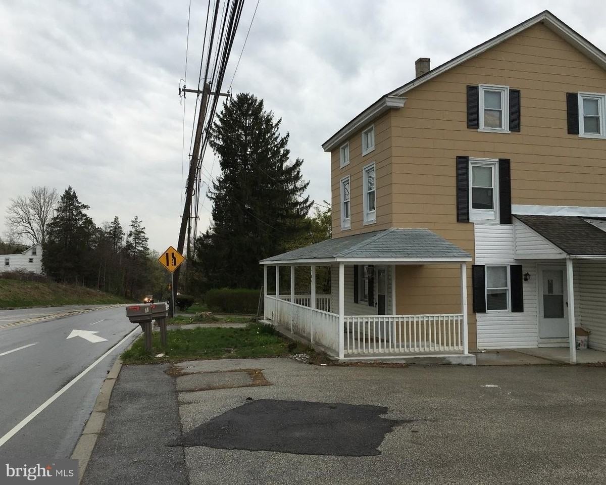 704 S Gulph Rd #1stFL - Photo 2 of 16