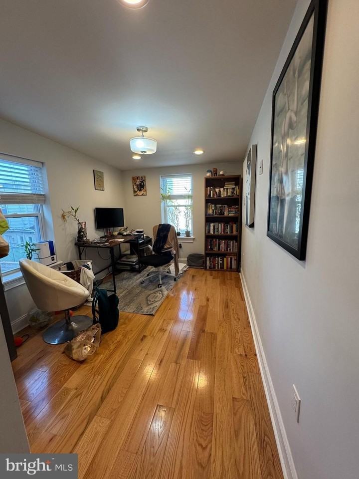 1929 Wilder St - Photo 7 of 12